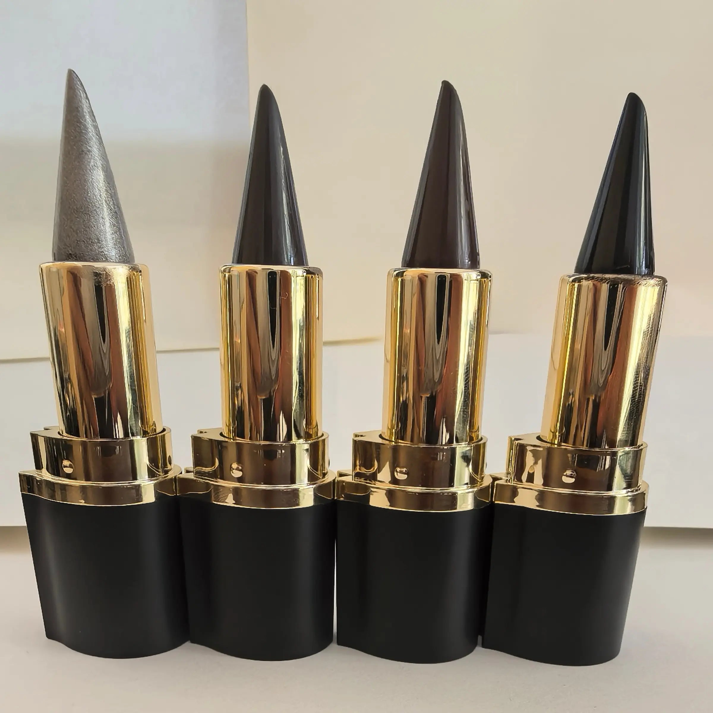 Matte Eyeliner Balm Pen Shadow Dual Use Silver Color Dark, Quick Dry Dense Matte Eyeliner Single Head